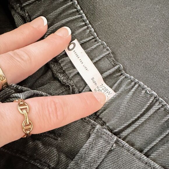 ✨3/$25✨ SO juniors Black Flare Highwaisted Pants - Picture 2 of 4